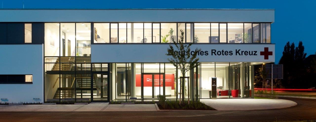 DRK Rettungszentrum bei Nacht DRK Rettungszentrum bei Nacht